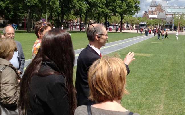 Audio Rondleidingsysteem Verstaanbaar Met Draadloze Oortjes Museum