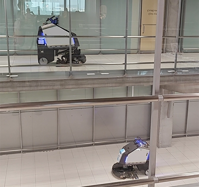 Ecobot 75 Scrubber Vliegveld VeDoSign 376x354