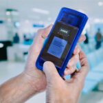 IQ C Colour ALPHA Pager Teksberichten In Hand Buzzen