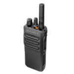 Portofoon Motorola R7 Non Keypad Premium UHF Schuin Rechts